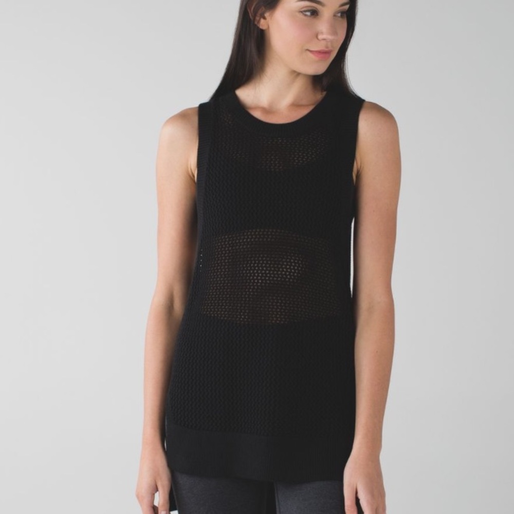 Lululemon Simply The Vest Pullover/Cover up